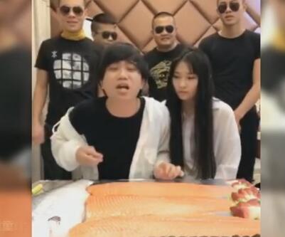 快手表哥2017-11-08直播录像回放 P1
