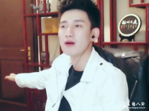 阿哲