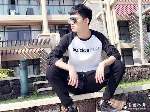 阿哲