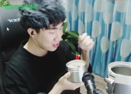 骚男2017-11-10直播录像回放 中单lol~九点半试玩吃鸡