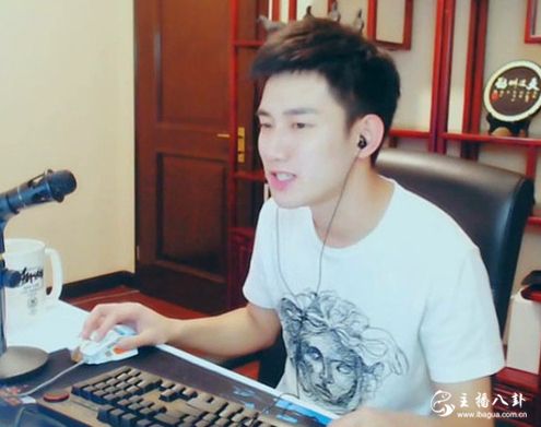 YY：巨款找阿哲上演，走一圈就行！