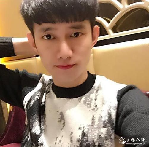 快手：仙洋刘一手干架，阿哲来连麦表示支持！