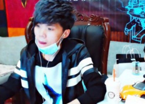 YY：赵小磊死战综合组，做好自己，我不怕赔钱，就看七夜哥了。