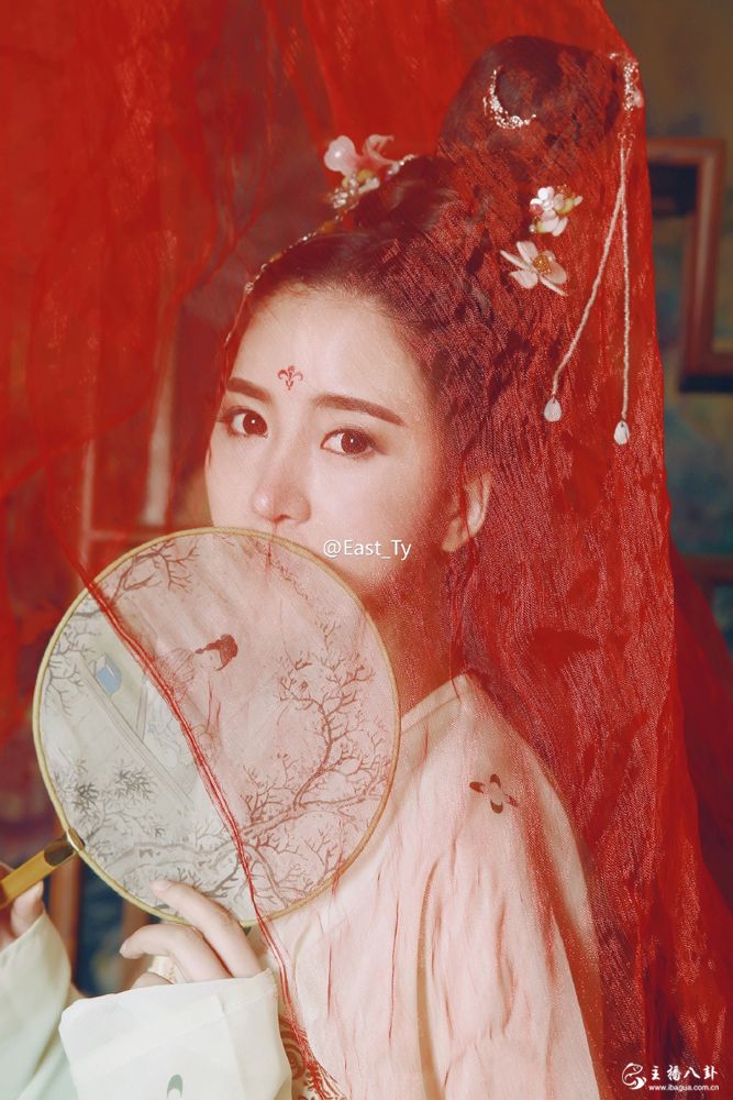花椒直播美女主播YU..生活写真照片3