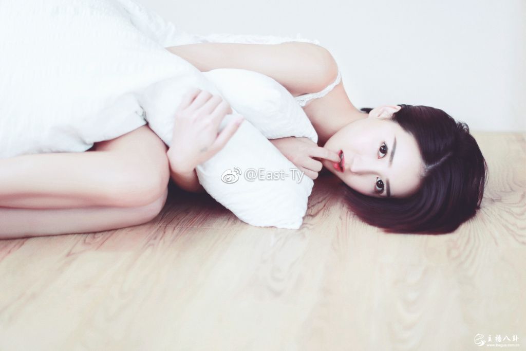 花椒直播美女主播YU..生活写真照片9