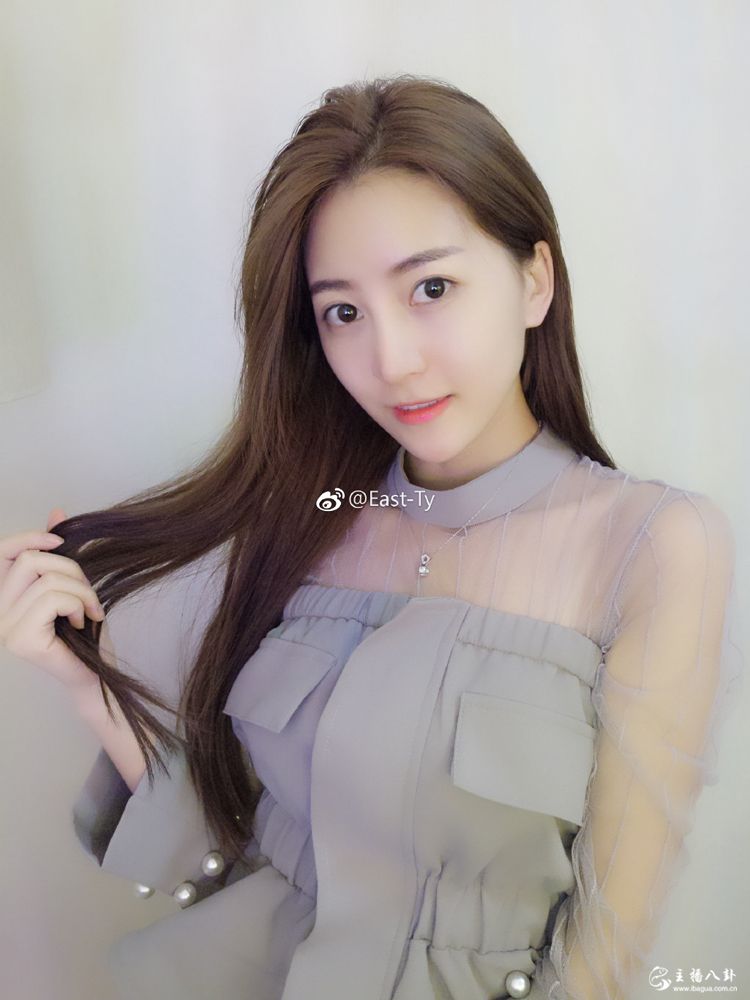 花椒直播美女主播YU..生活写真照片10