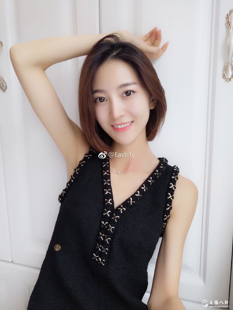 花椒直播美女主播YU..生活写真照片11