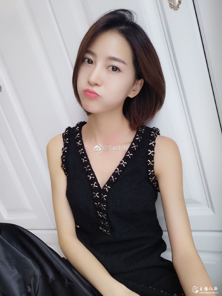 花椒直播美女主播YU..生活写真照片13