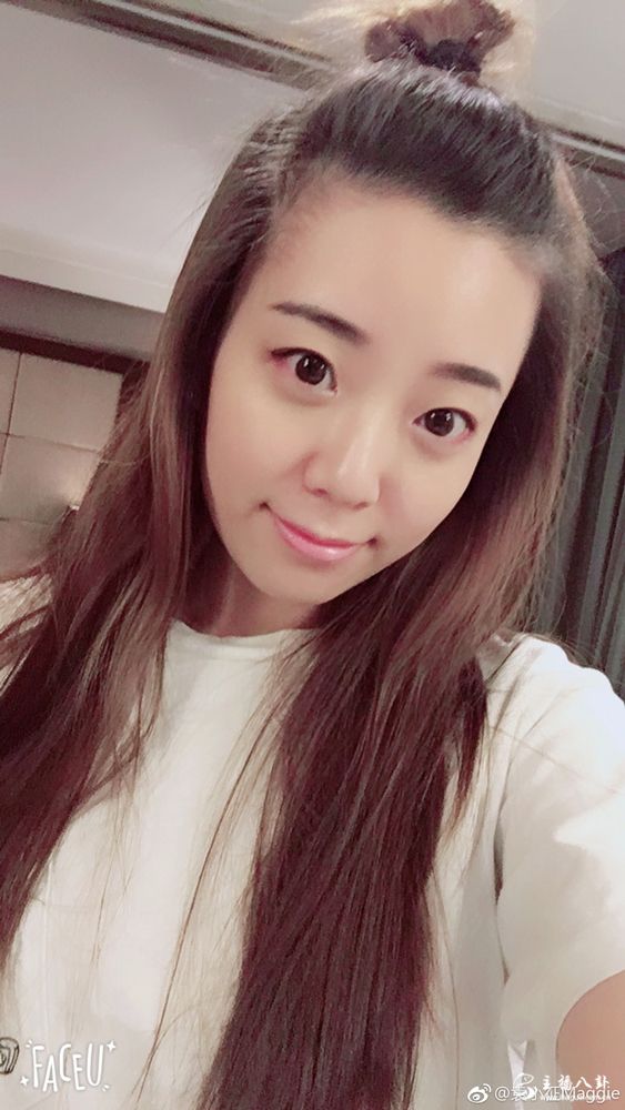 花椒直播美女主播袁小征生活写真照片3