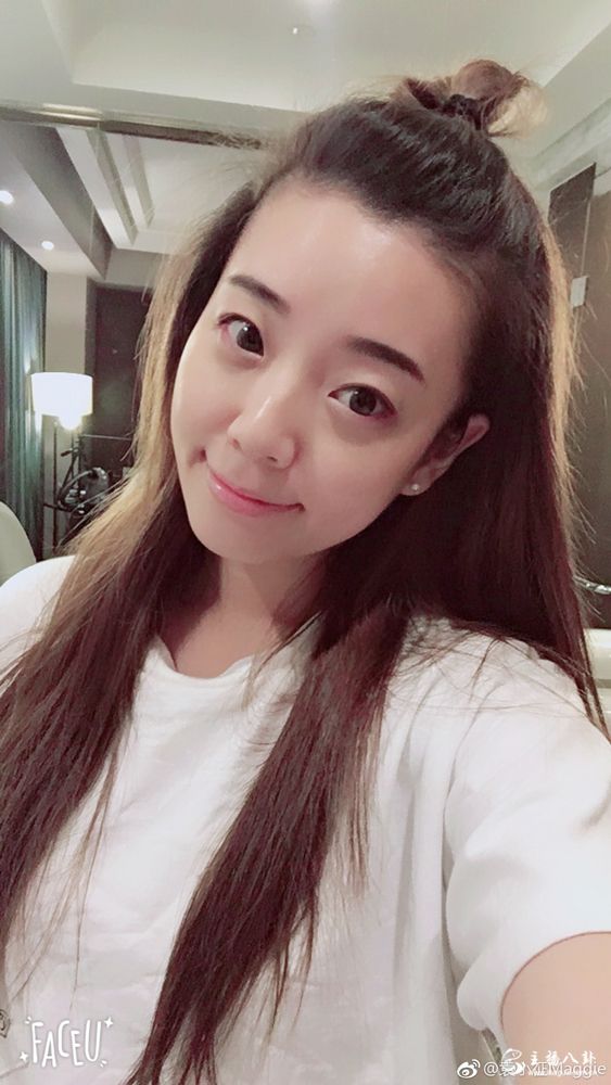 花椒直播美女主播袁小征生活写真照片4