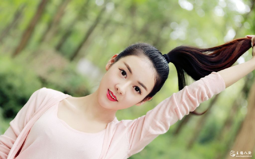 花椒直播美女人气主播韩美生活写真照片5