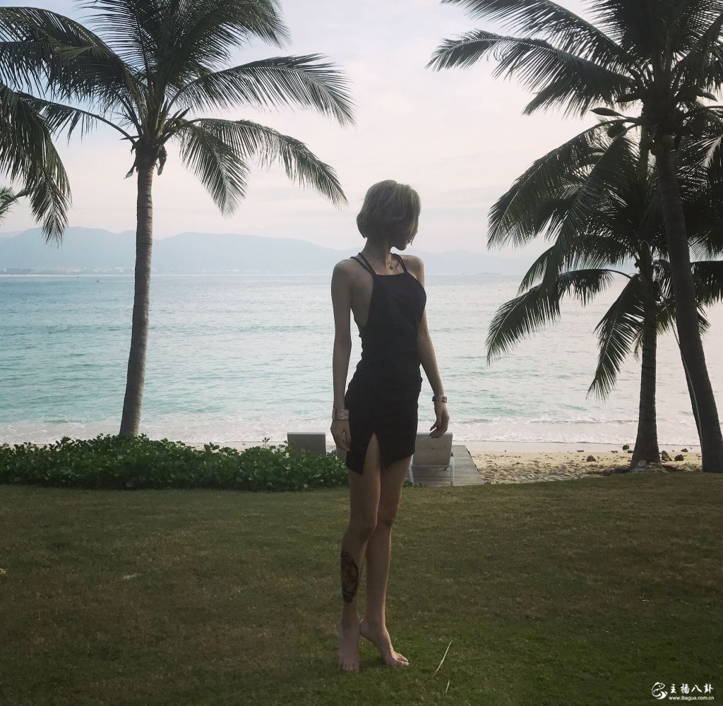 花椒直播美女人气主播小喵大宝生活性感写真照片15