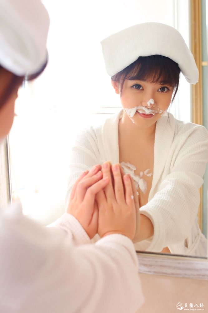斗鱼美女人气主播刘飞儿Faye性感写真私照7