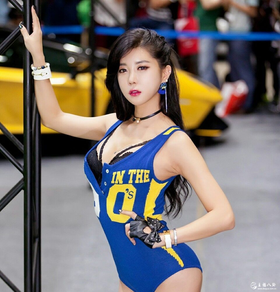 龙珠美女人气主播许允美YUNMEI性感写真照31