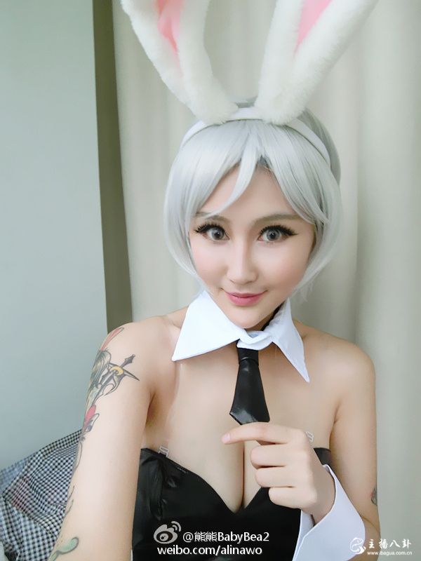 龙珠直播当红人气主播熊熊BabyBea2性感写真照16