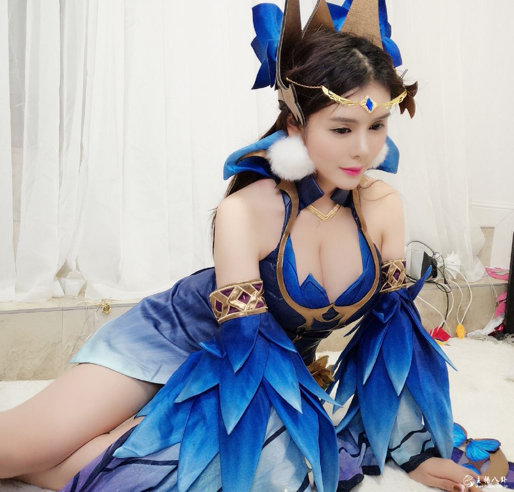 斗鱼直播当红人气主播七哥张琪格COSPLAY王者荣耀貂蝉仲夏夜之梦写真1