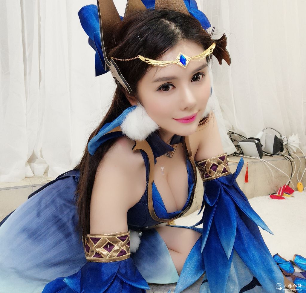 斗鱼直播当红人气主播七哥张琪格COSPLAY王者荣耀貂蝉仲夏夜之梦写真2