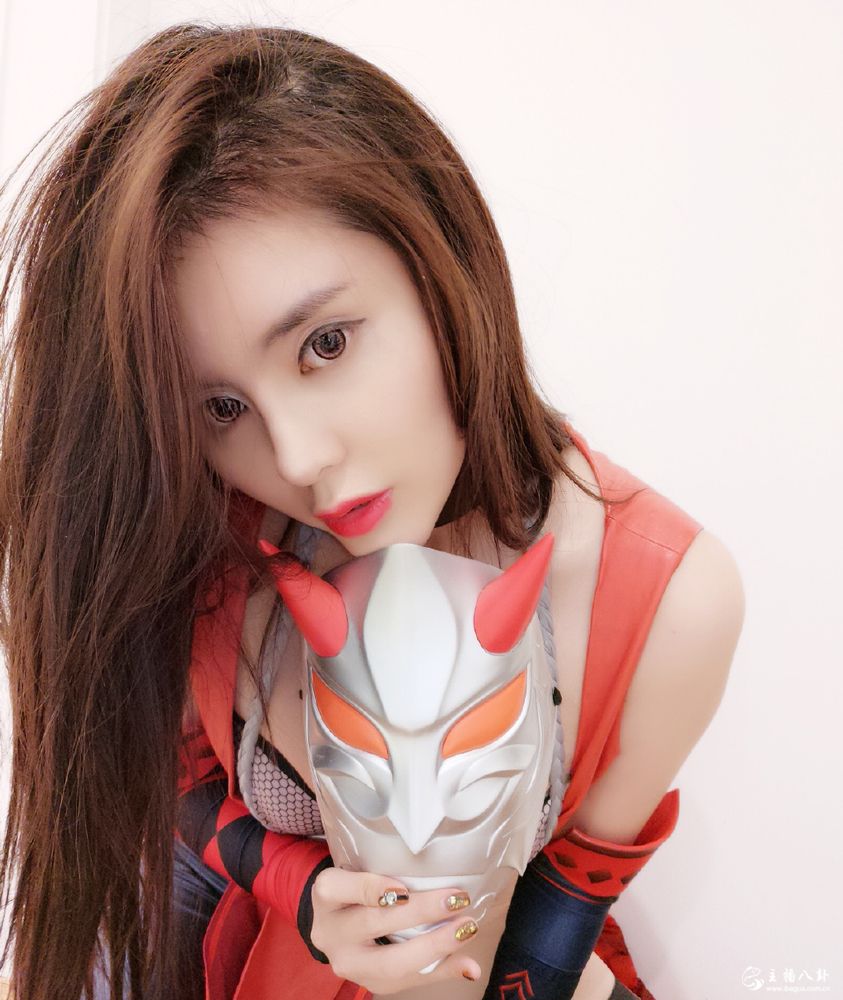 斗鱼直播当红人气主播七哥张琪格COSPLAY王者荣耀阿珂写真照片6