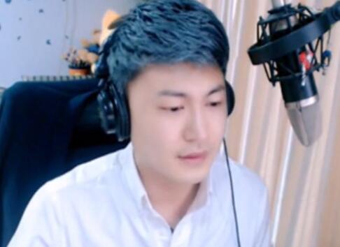 MC神秘人演唱歌曲《南山南》
