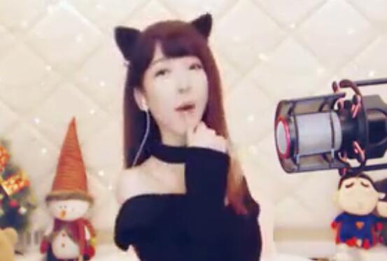 YY杨大爷演唱歌曲《摇摆Style》