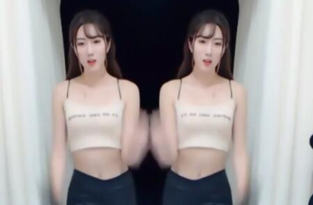 YY美女主播小温妮精彩热舞视频（二十四）