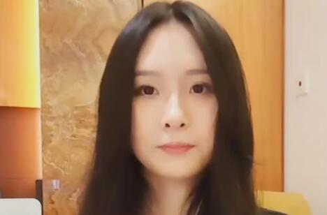 阿冷翻唱歌曲《你是我的女朋友》
