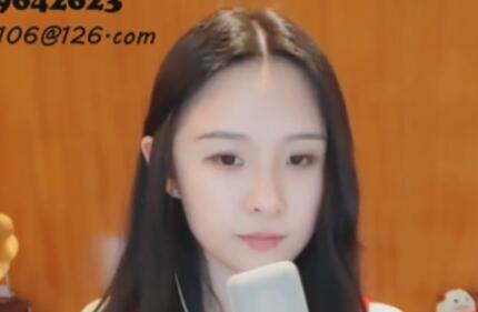 阿冷翻唱歌曲《雪》