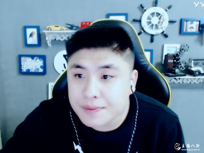 李黑龙