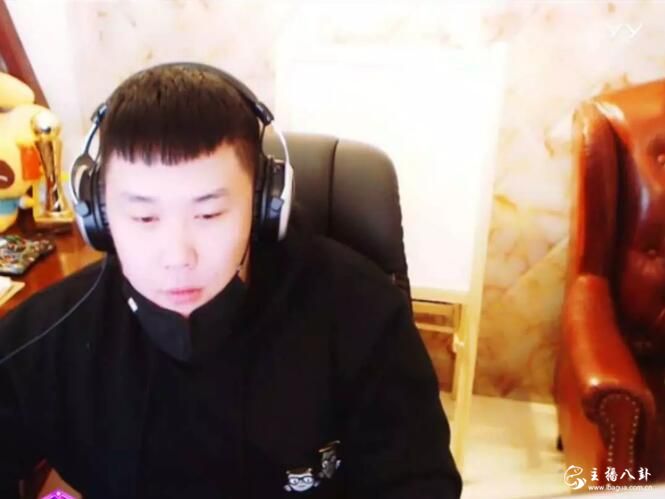 你们真的瞎黑人！180斤的体重，不成谢小宇那样了吗！谢小宇怒喷海鲜平台