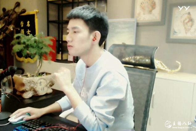阿哲