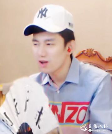 阿哲