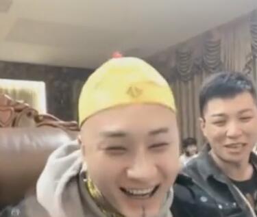 快手lao方丈2018-03-18直播录像回放 P2