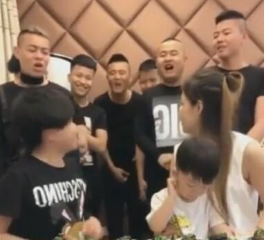快手表哥2018-03-19直播录像回放