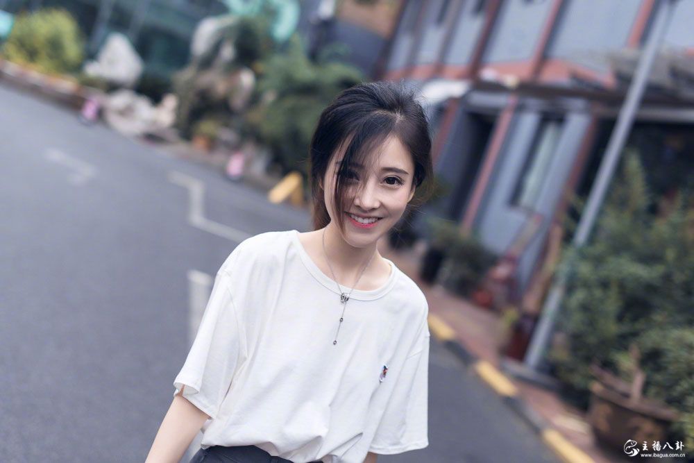 斗鱼当红人气女主播冯提莫写真系列照片（二）1