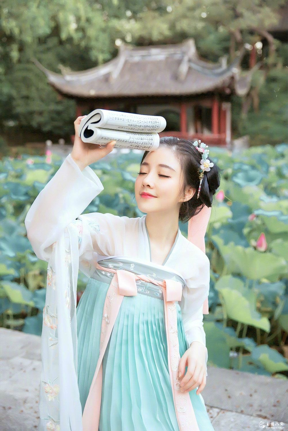 斗鱼当红人气女主播冯提莫古装写真系列照片（二）5