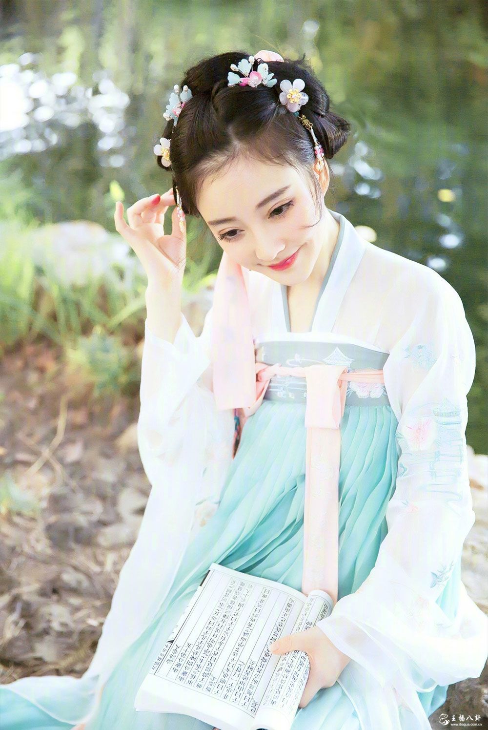 斗鱼当红人气女主播冯提莫古装写真系列照片（二）7