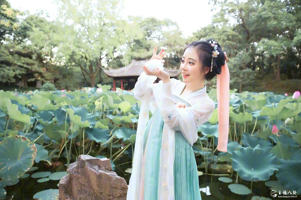 斗鱼当红人气女主播冯提莫古装写真系列照片（二）12