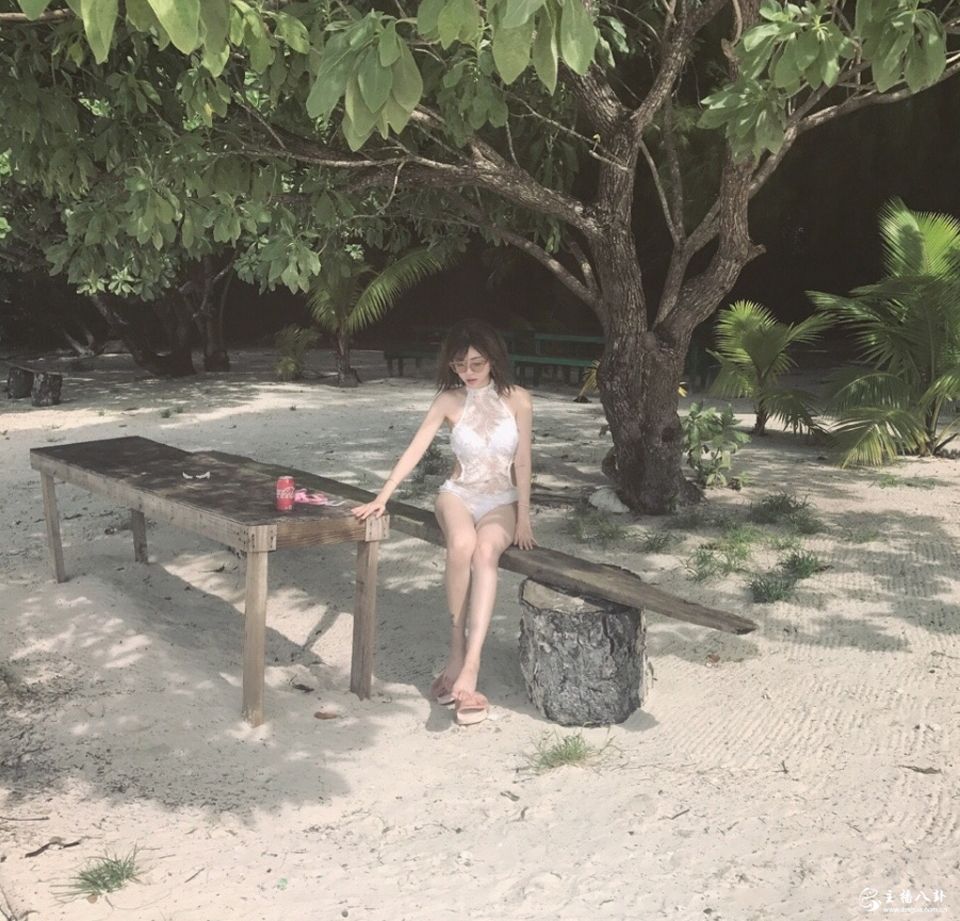 斗鱼当红人气主播周淑怡生活写真系列照片（一）6
