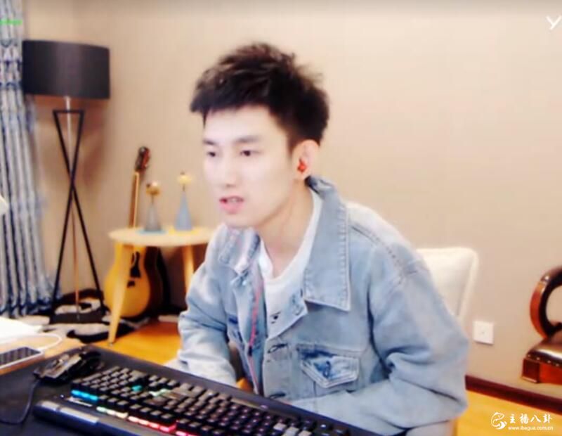 阿哲