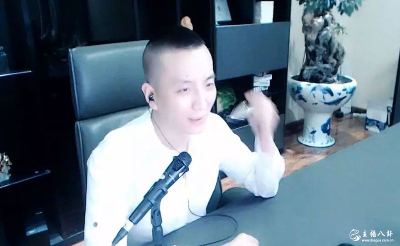 七夜借车赵小磊违规8次，超速70%，气到怒骂！