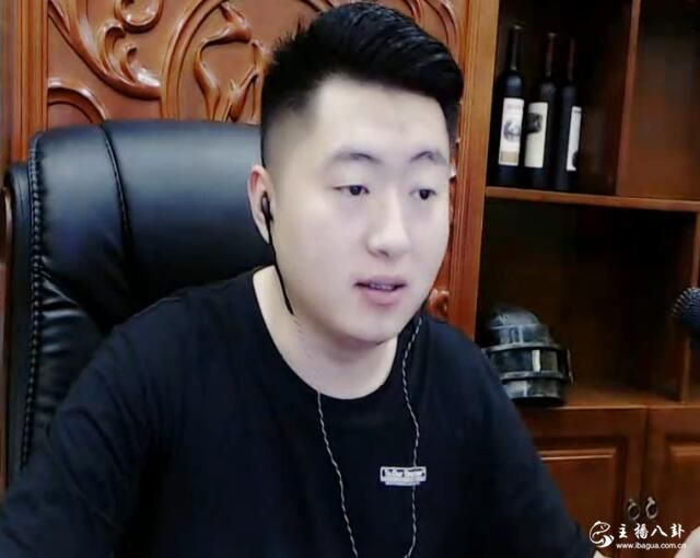 小洲直播漏烟，不敢开集结令，求助阿哲，快回来吧，再挑哲家军都骂我了