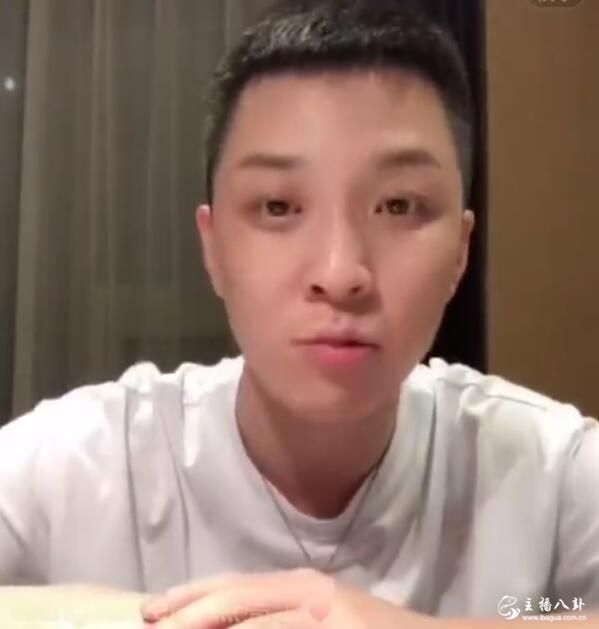 王小国透露快手将禁止团队直播？