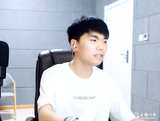赵小磊解释骂人：凡微博带节奏必骂！