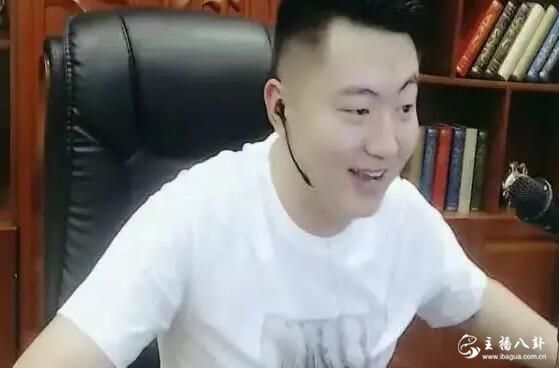 小洲说YY官方花数千万捧其，上快本！
