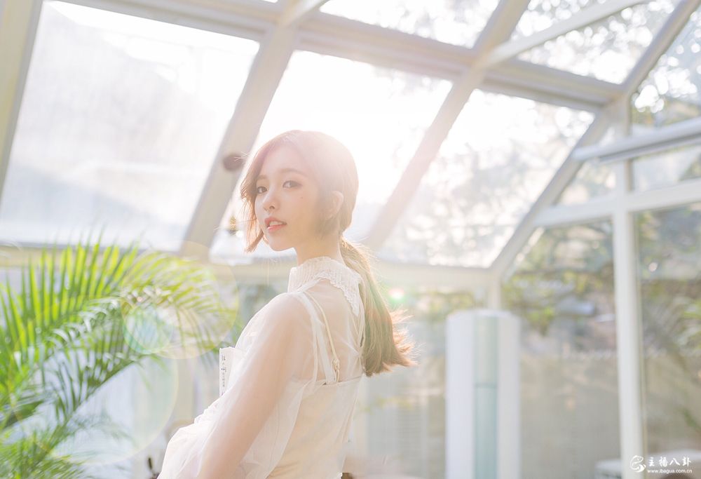 抖音红人彭十六elf高颜值小清新风格写真照片3