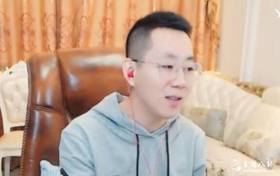 王小源赞王冕有大哥样，随礼差钱也不吱声！