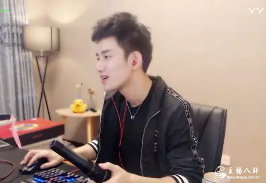 阿哲自曝嘉年华之行吸了不少别家粉丝！