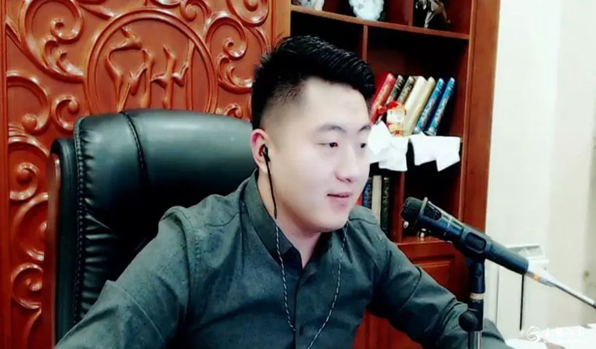 因蓝小天盯着，小洲不敢私下做公会？