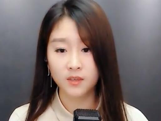 yy人气女主播菲儿翻唱歌曲《世界上最伤心的人》