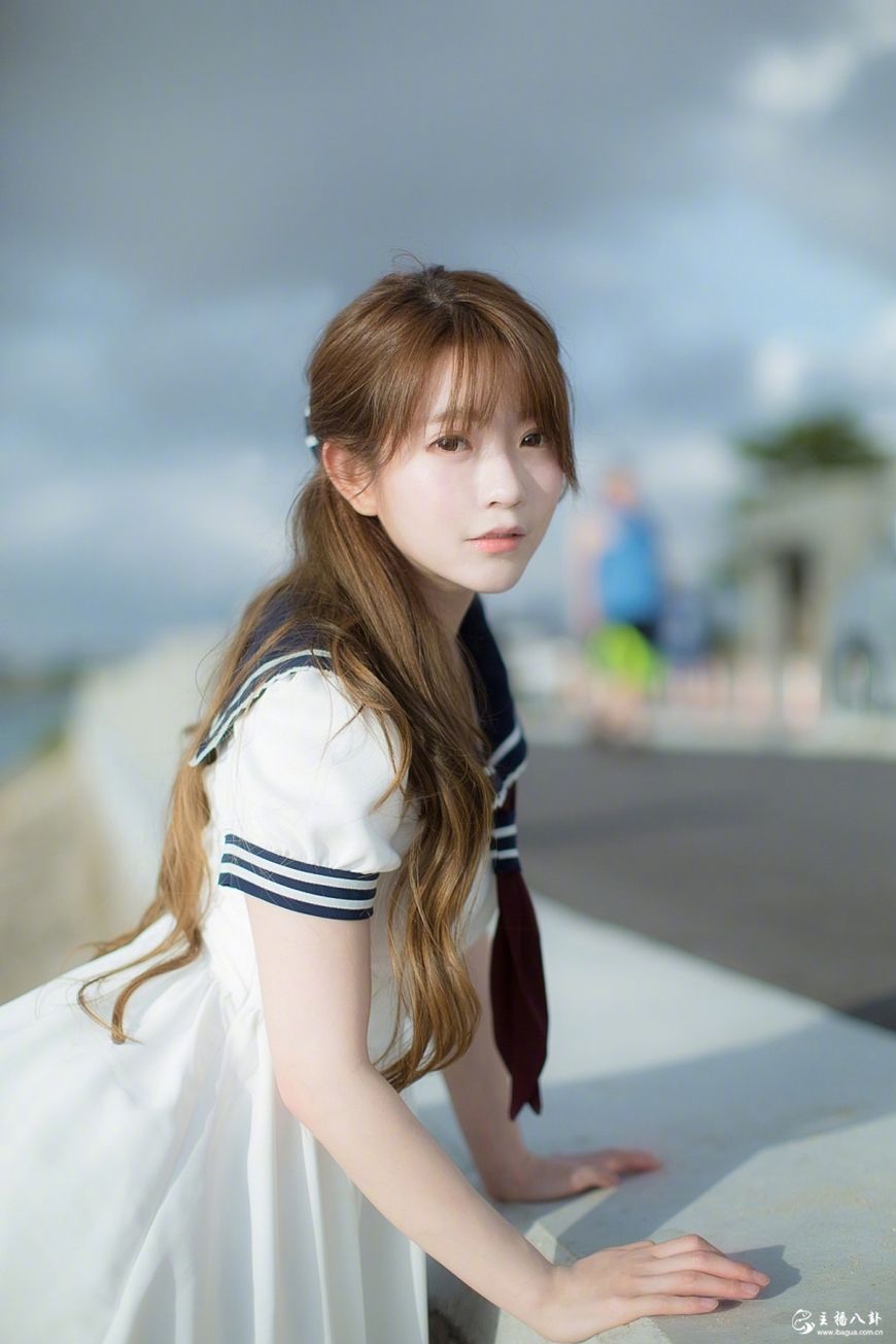 斗鱼美女主播yurisa小清新风格写真照片3